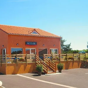 Hotel Cantal, Saint-Georges (Cantal)