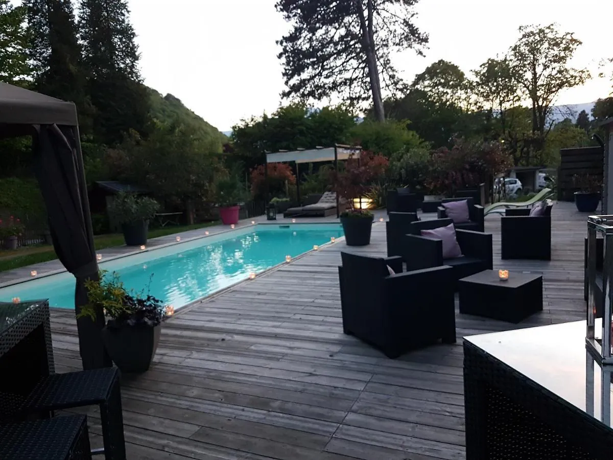 Le Chateau Des Arenes Gieres