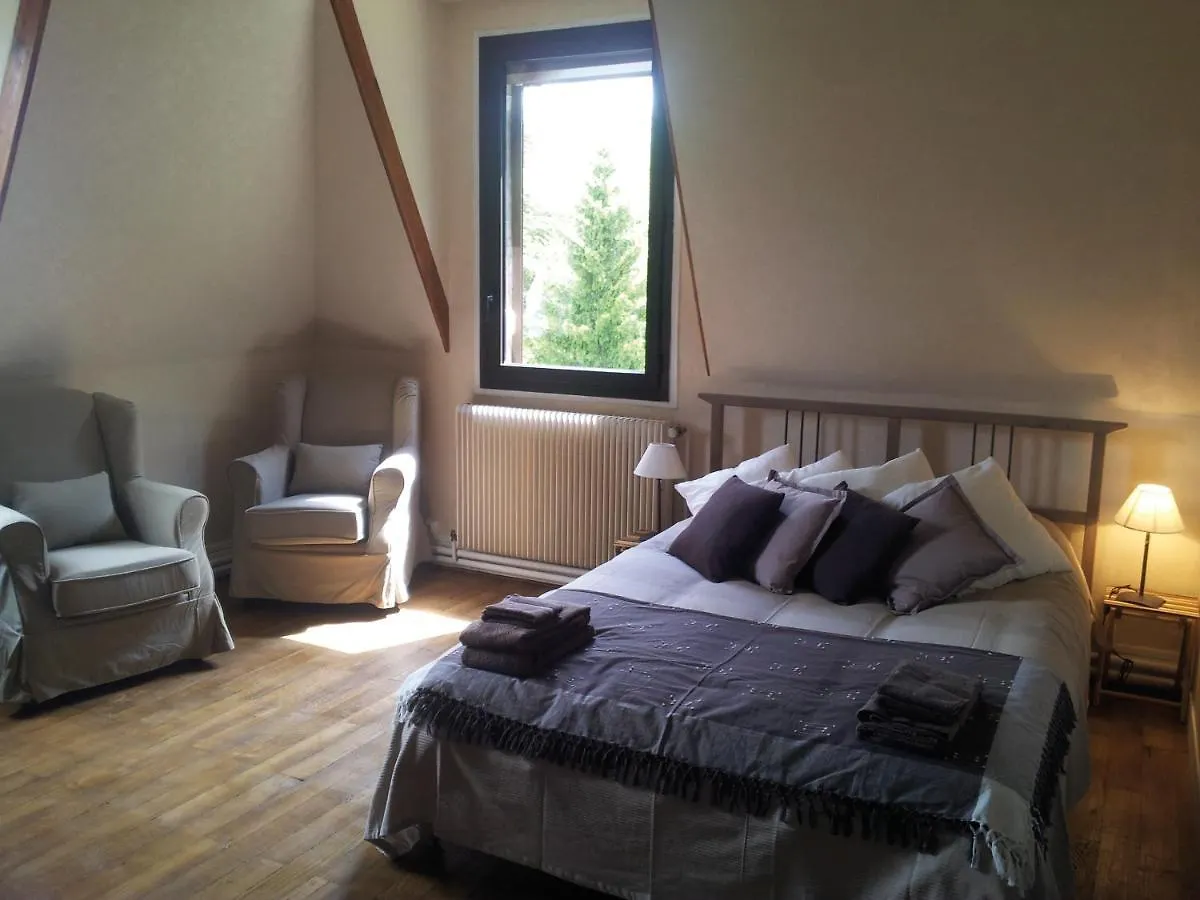 Le Chateau Des Arenes Gieres Bed & Breakfast